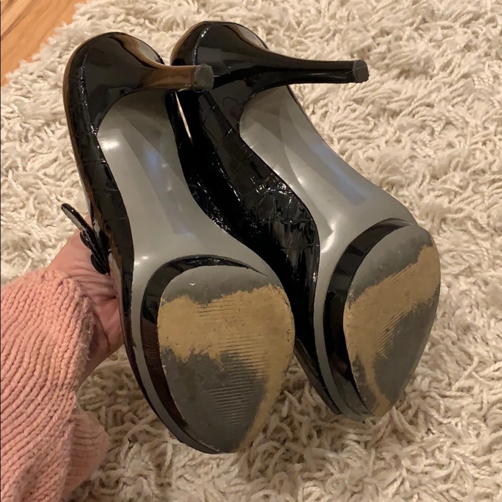 Carlos Santana size 8 black maryjane heels - Picture 4 of 5